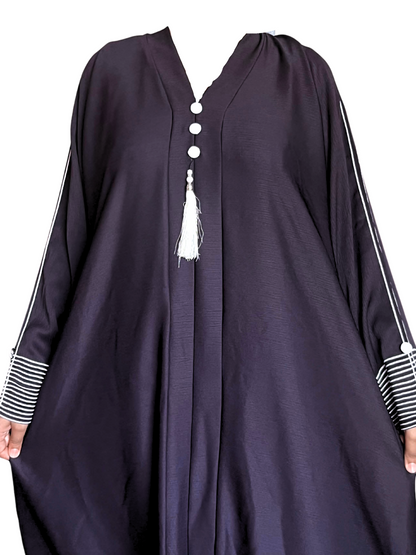 Noor's Midnight Grace – Tassel-Embellished Abaya